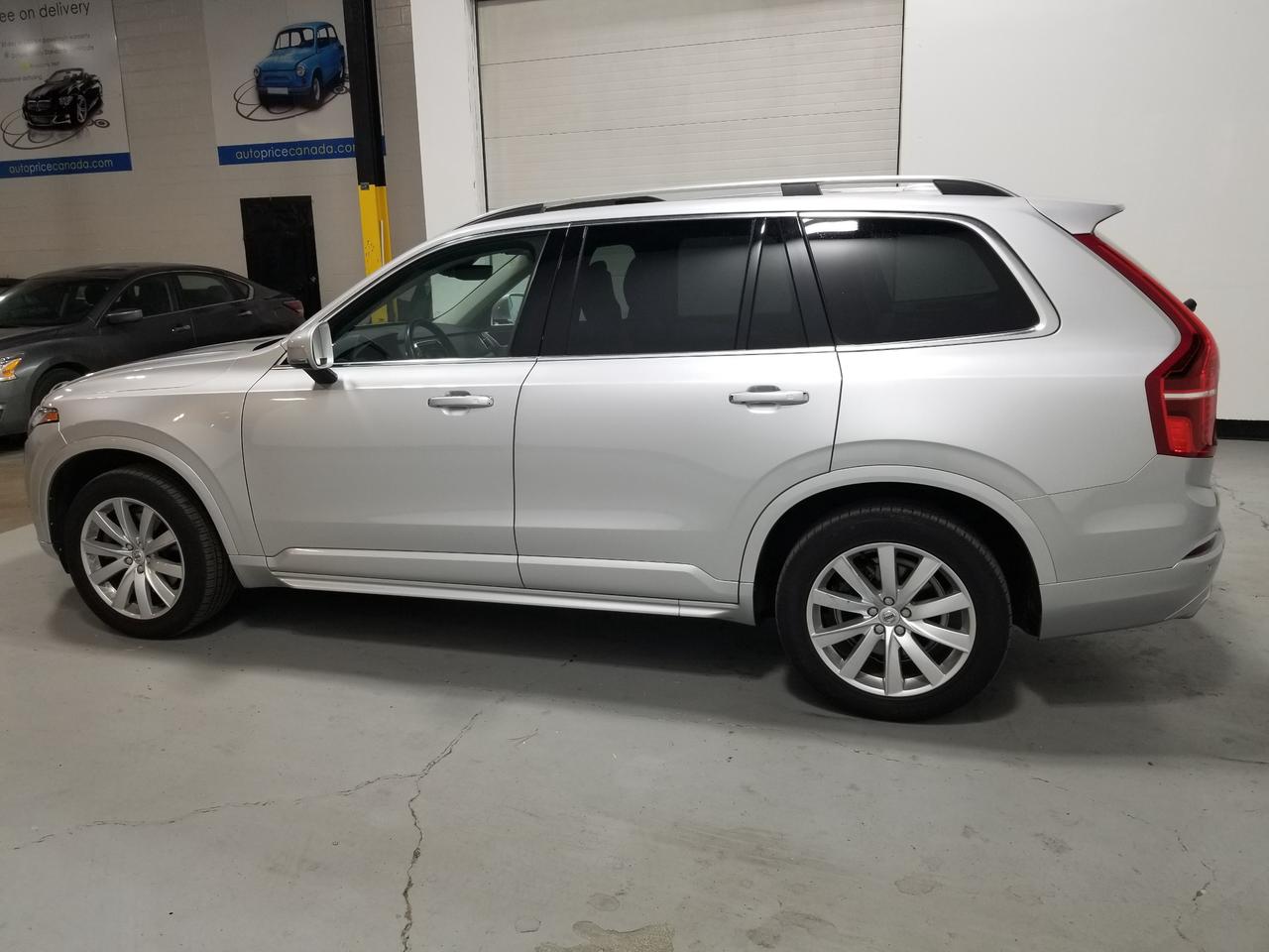 2018 Volvo XC90 T6 Momentum 4dr All-Wheel Drive Photo3