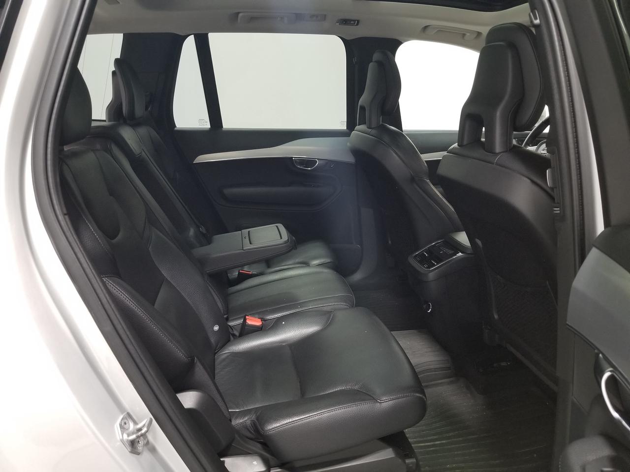 2018 Volvo XC90 T6 Momentum 4dr All-Wheel Drive Photo