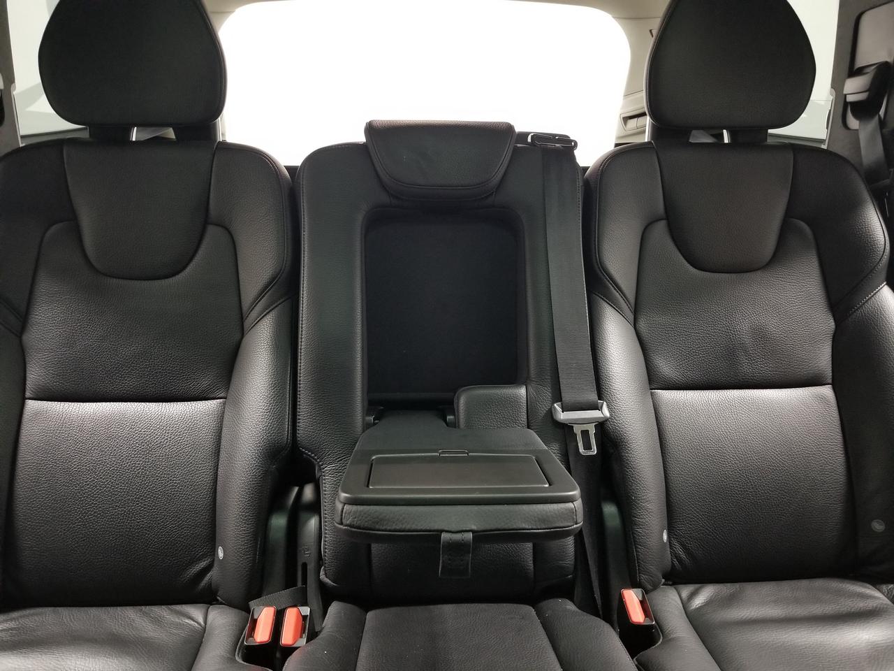 2018 Volvo XC90 T6 Momentum 4dr All-Wheel Drive Photo