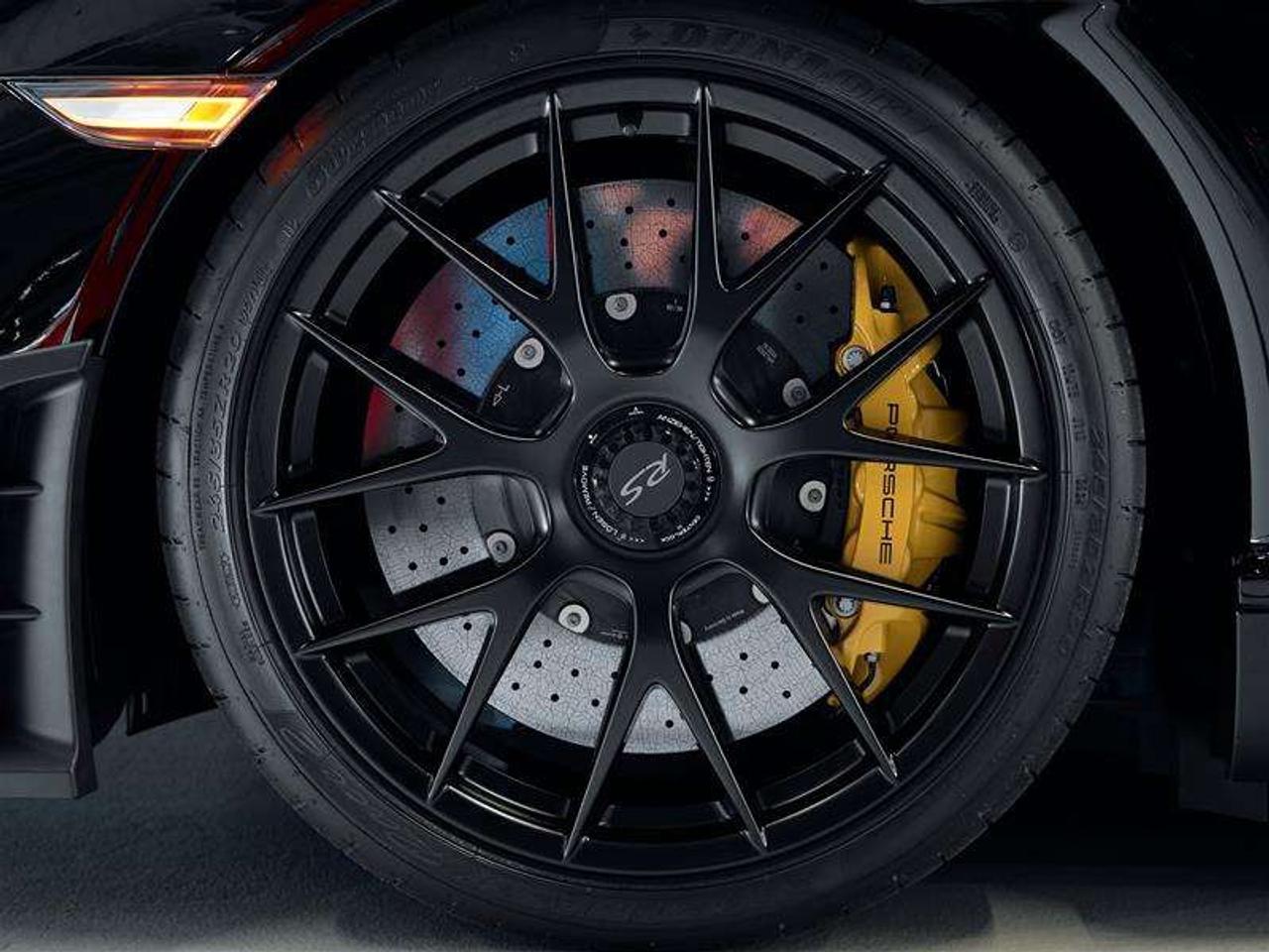 2024 Porsche 718 Cayman GT4 RS Coupe Photo