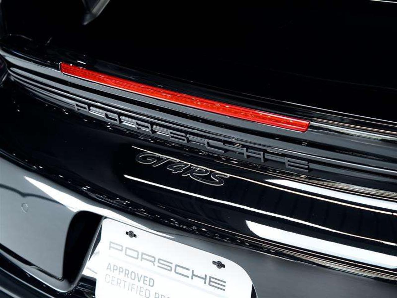 2024 Porsche 718 Cayman GT4 RS Coupe Photo