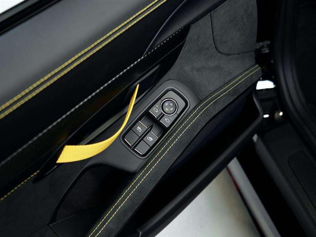 2024 Porsche 718 Cayman GT4 RS Coupe Photo