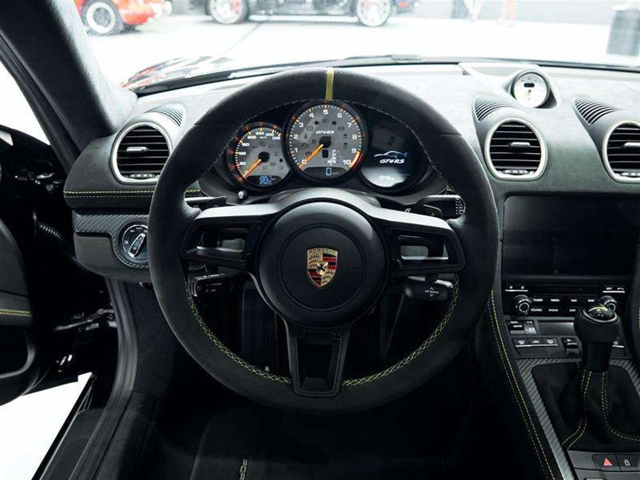 2024 Porsche 718 Cayman GT4 RS Coupe Photo