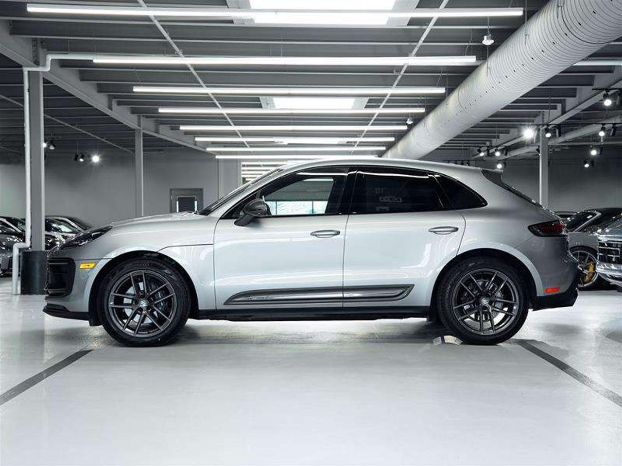 2026 Porsche Macan T AWD Photo5