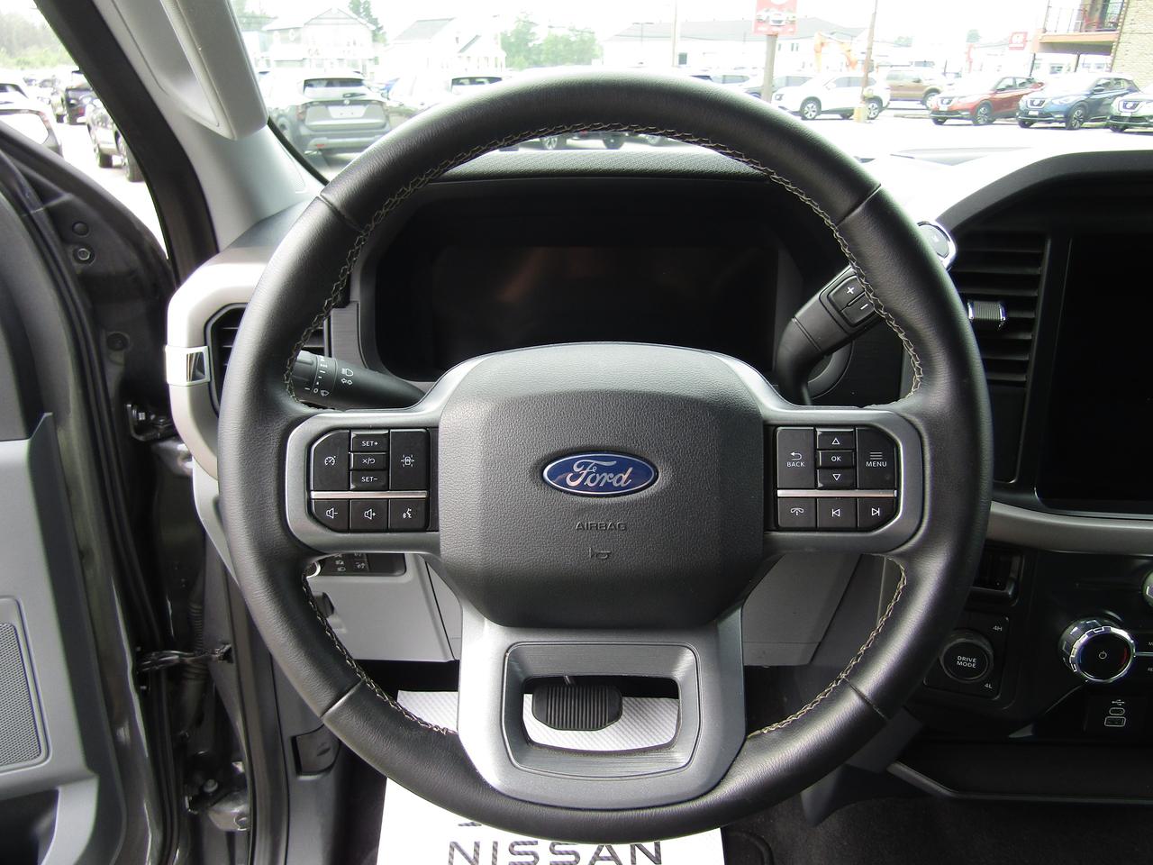 2025 Ford F-150 XLT Photo