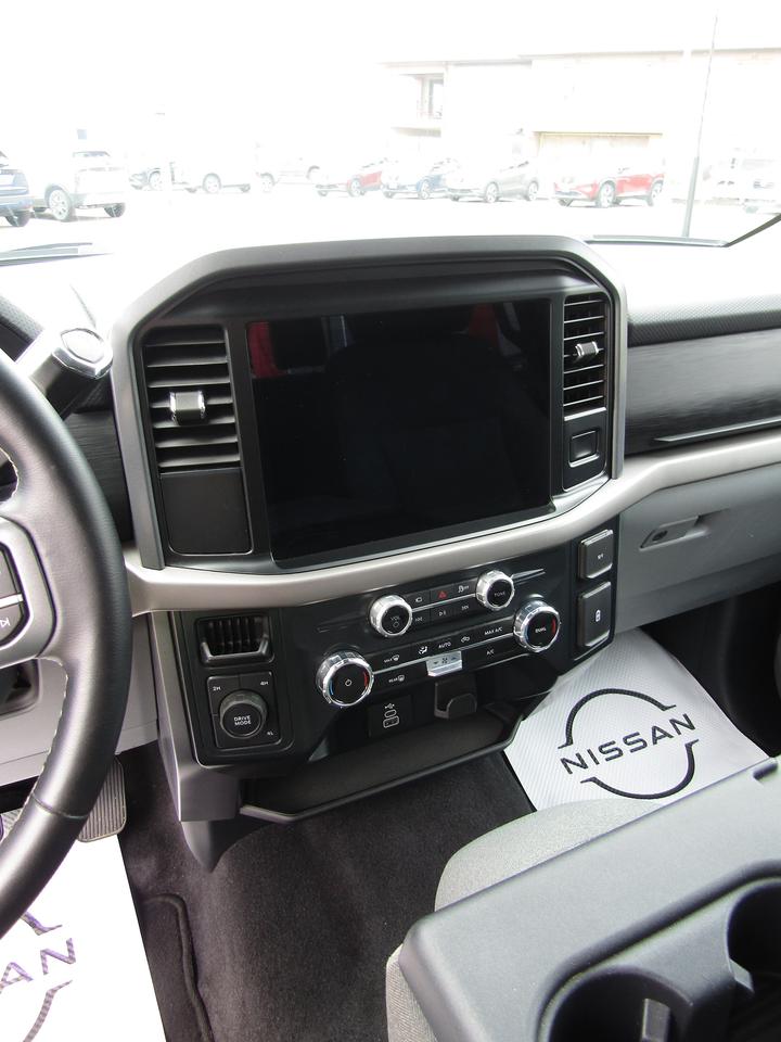 2025 Ford F-150 XLT Photo