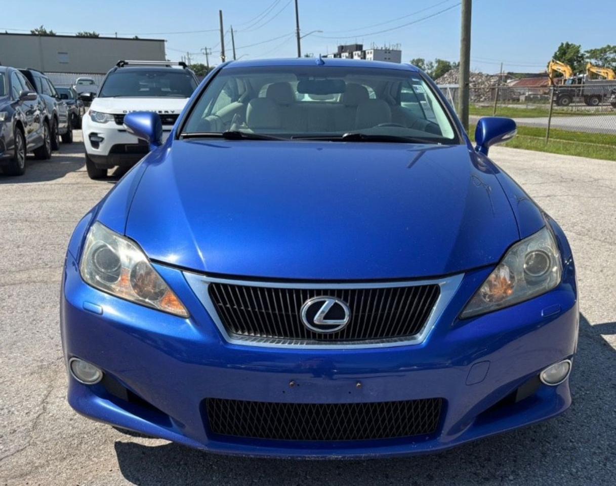 2010 Lexus IS 250 Photo