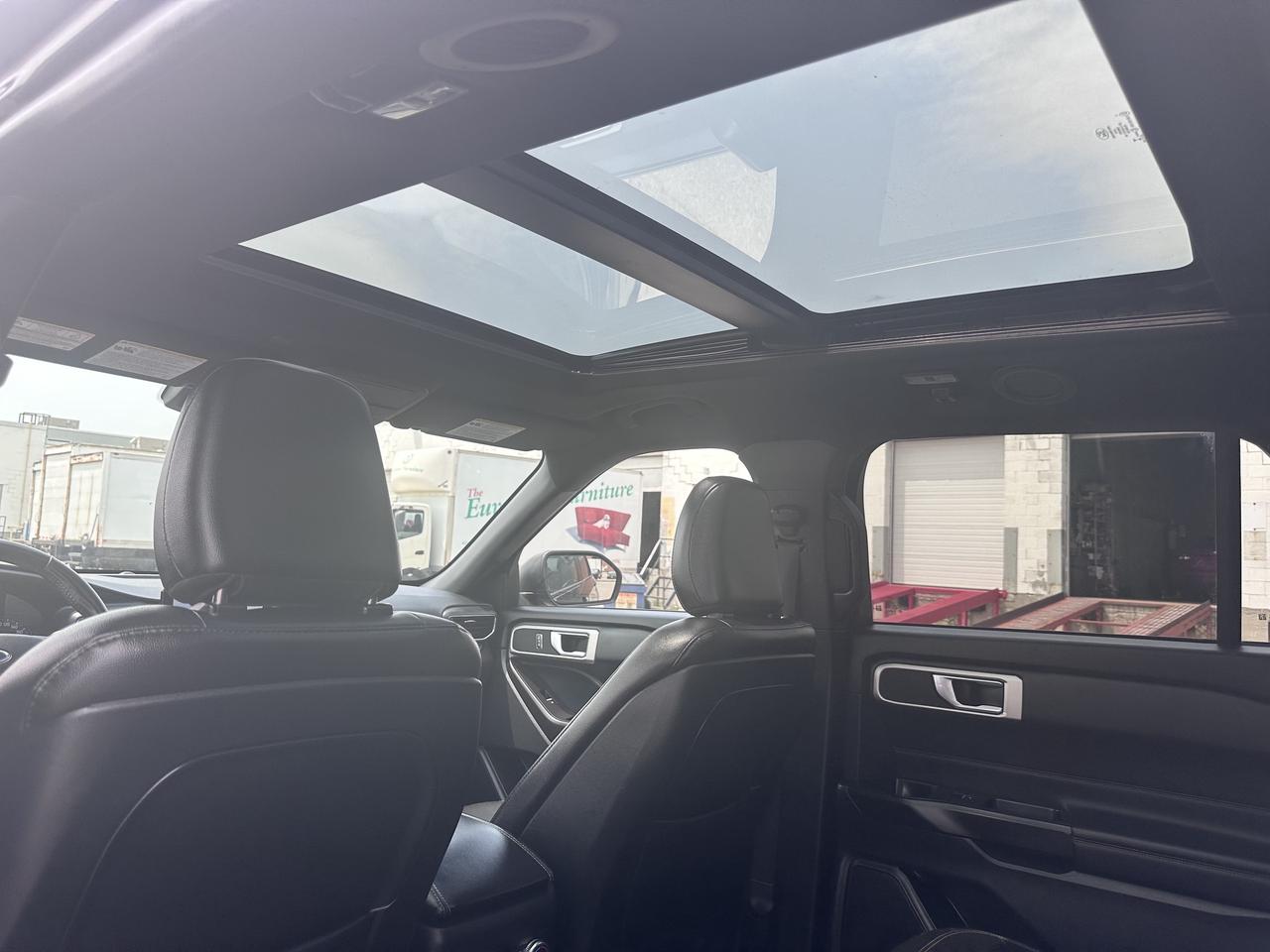 2020 Ford Explorer XLT ~ LEATHER ~ PANO ROOF ~ NAV ~ CERTIFIED Photo