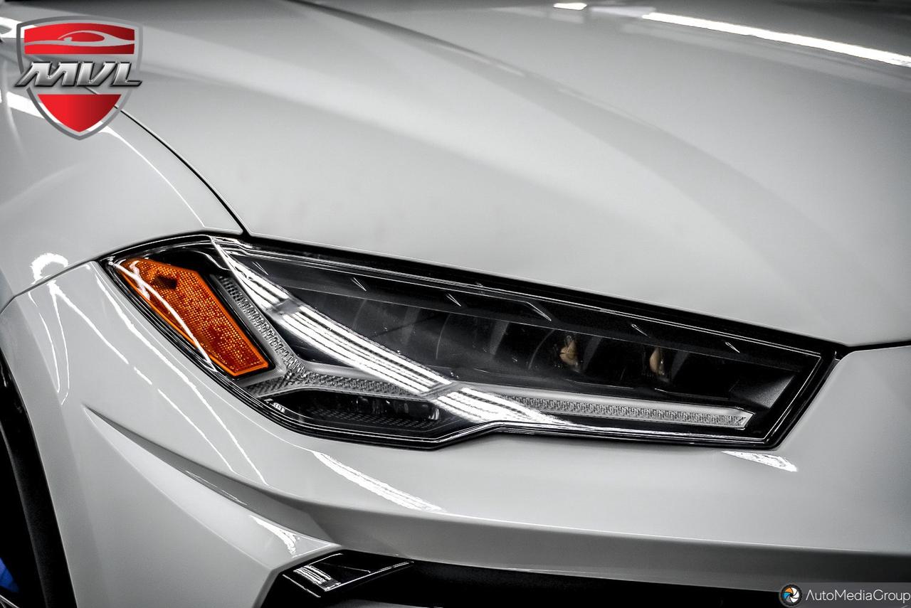 2022 Lamborghini Urus  Photo