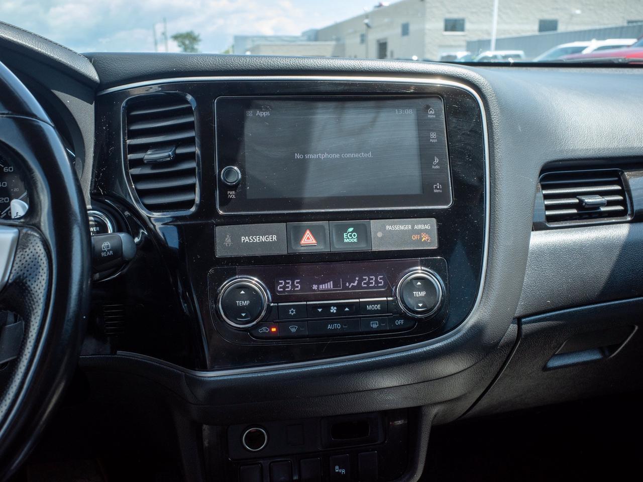 2018 Mitsubishi Outlander PHEV - Rain Sensing Wipers   Blind Spot Monitor Photo