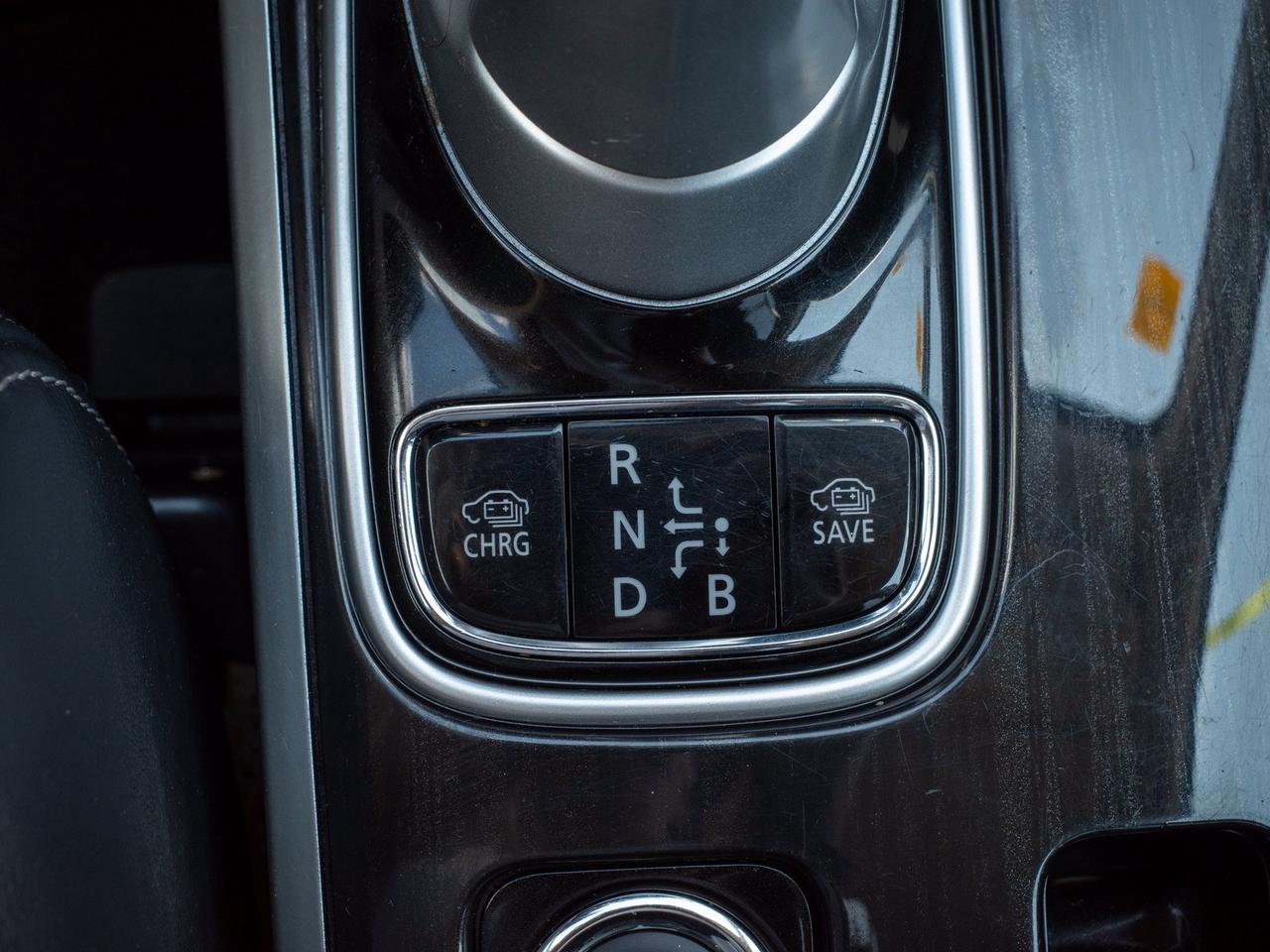 2018 Mitsubishi Outlander PHEV - Rain Sensing Wipers   Blind Spot Monitor Photo