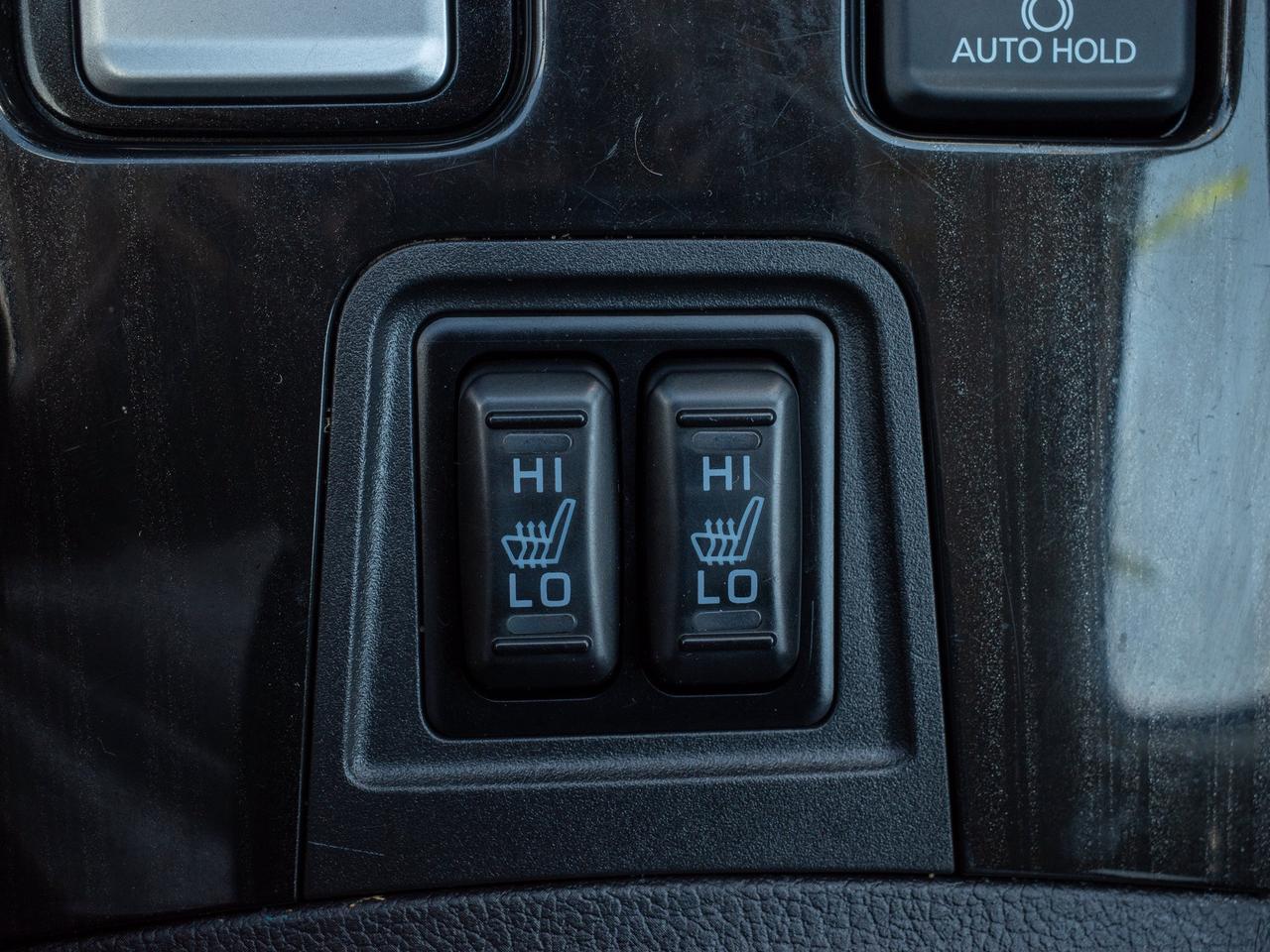 2018 Mitsubishi Outlander PHEV - Rain Sensing Wipers   Blind Spot Monitor Photo