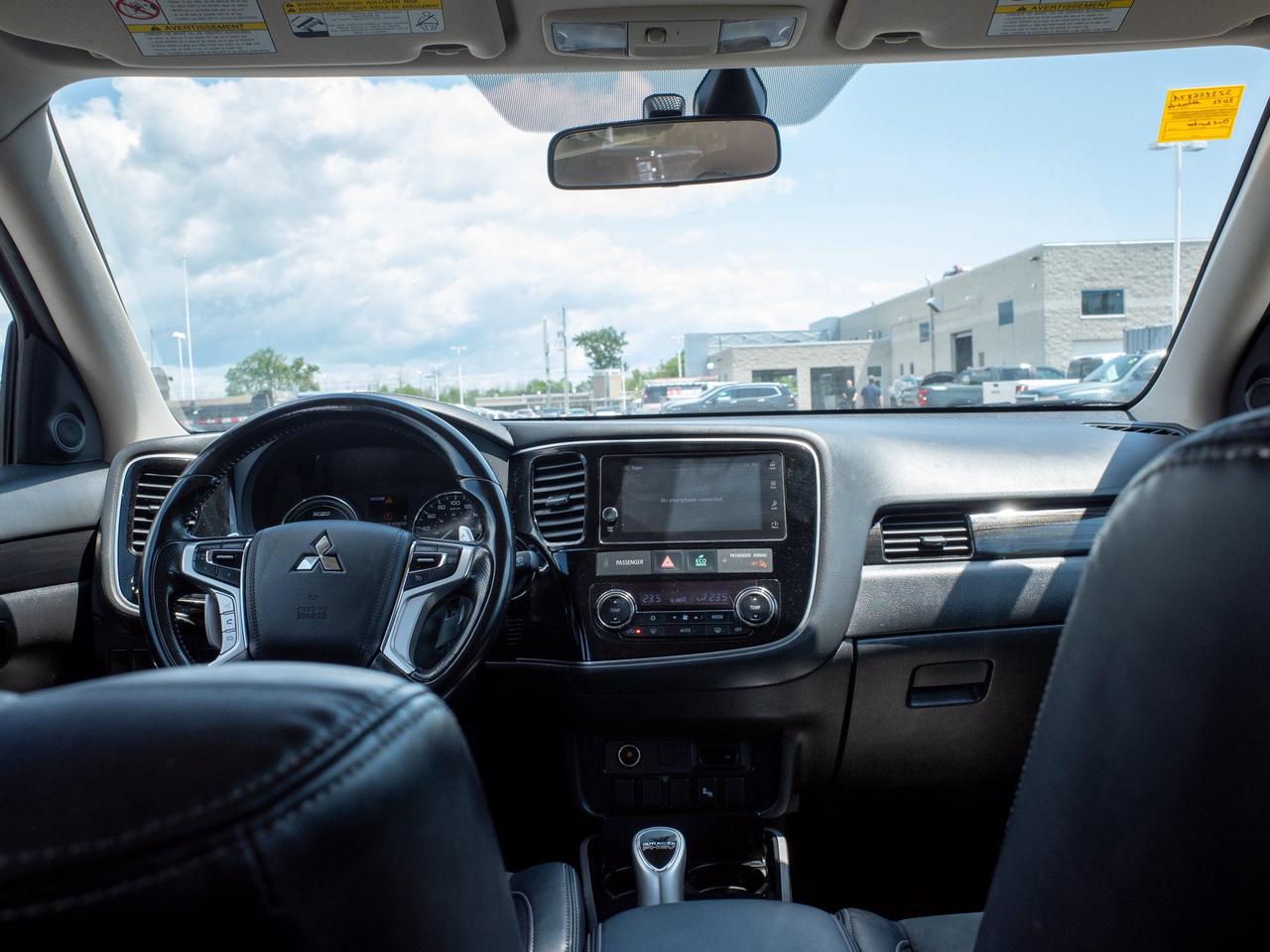 2018 Mitsubishi Outlander PHEV - Rain Sensing Wipers   Blind Spot Monitor Photo
