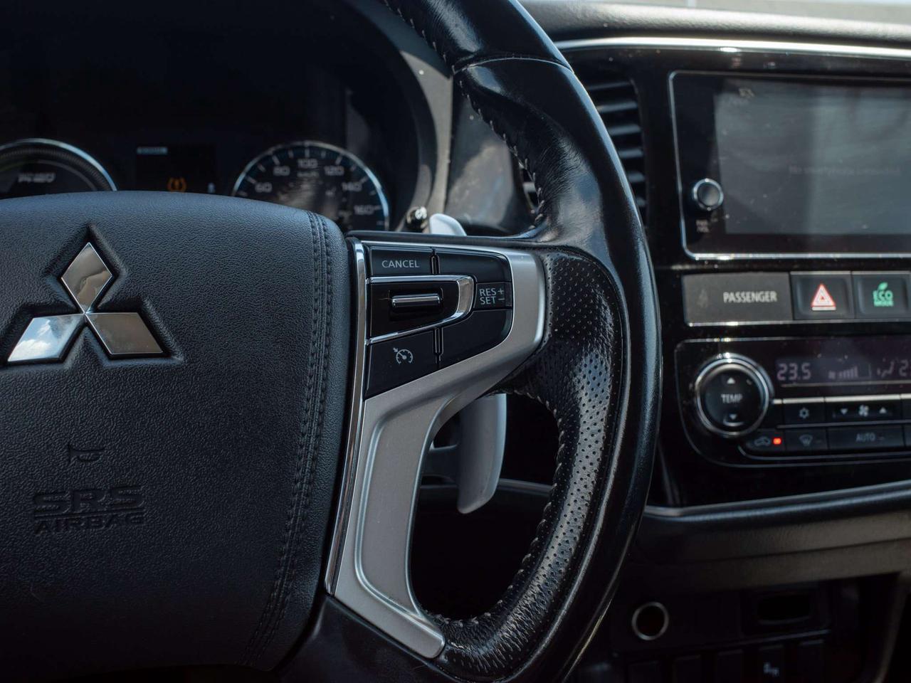 2018 Mitsubishi Outlander - Rain Sensing Wipers   Blind Spot Monitor Photo