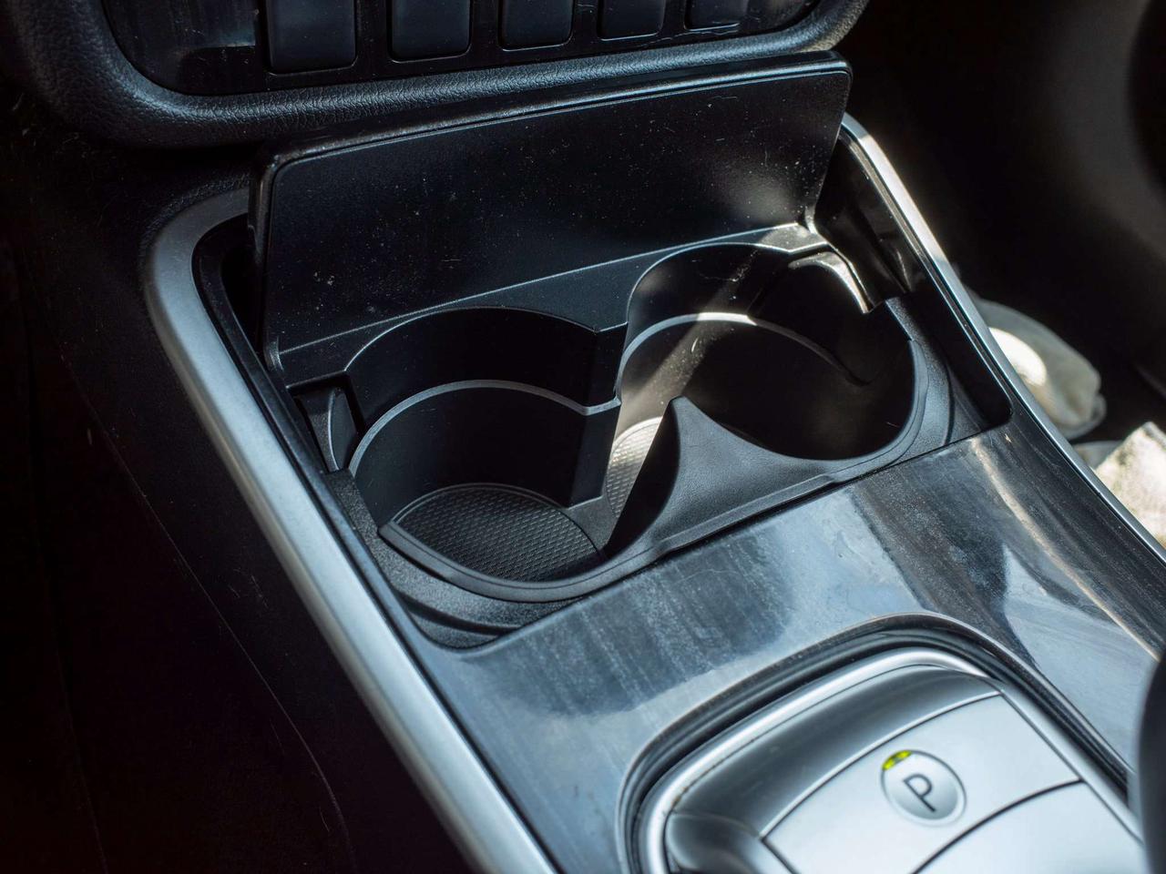 2018 Mitsubishi Outlander - Rain Sensing Wipers   Blind Spot Monitor Photo