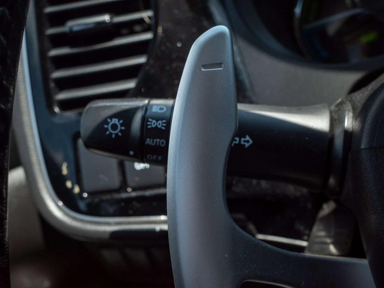 2018 Mitsubishi Outlander - Rain Sensing Wipers   Blind Spot Monitor Photo