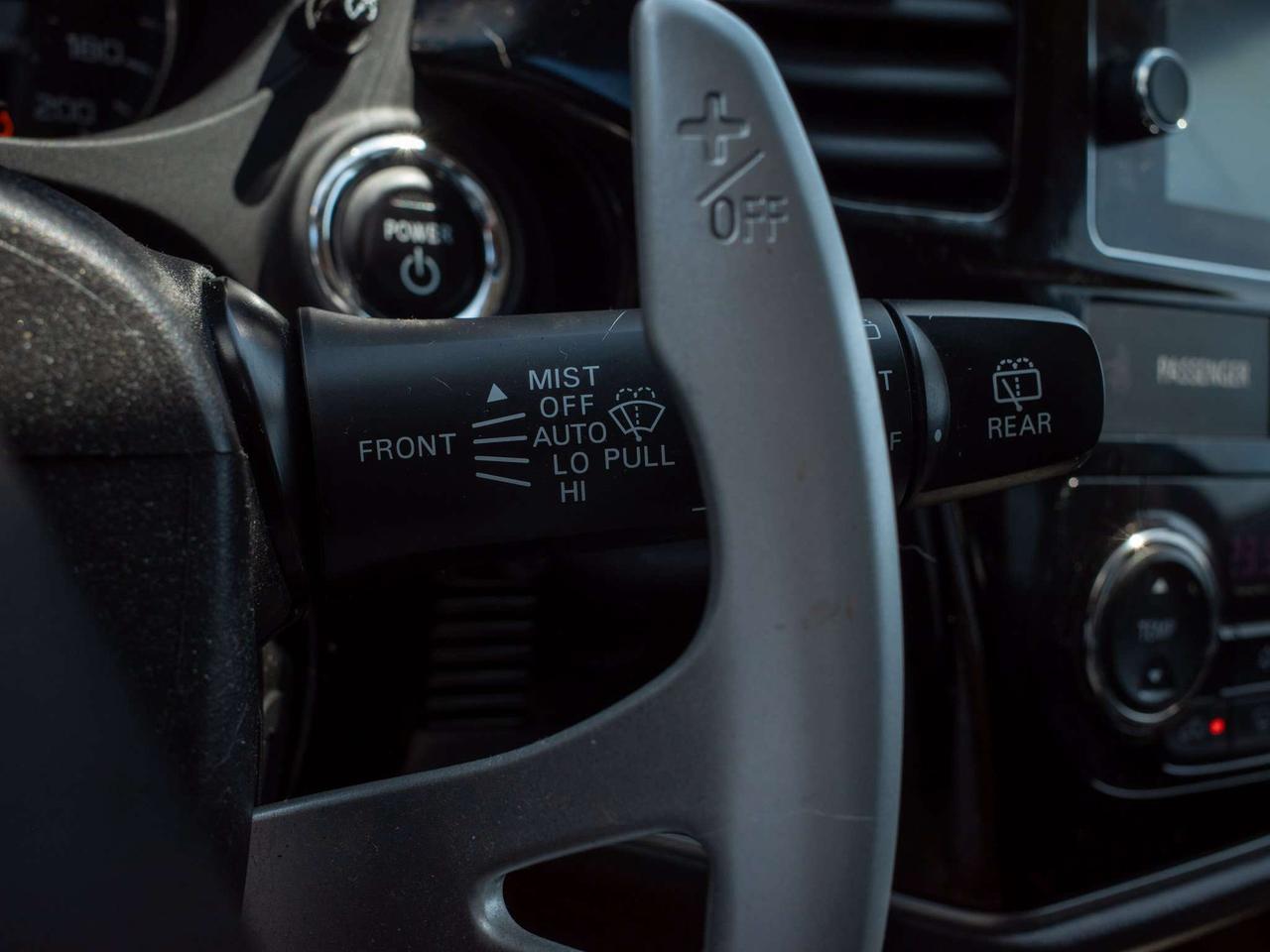 2018 Mitsubishi Outlander - Rain Sensing Wipers   Blind Spot Monitor Photo