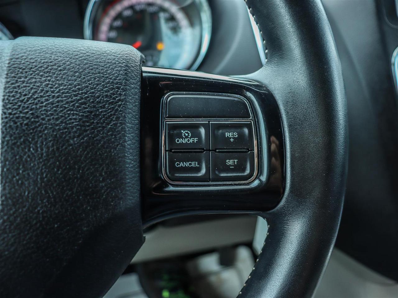 2017 Dodge Grand Caravan SXT Premium Plus Photo