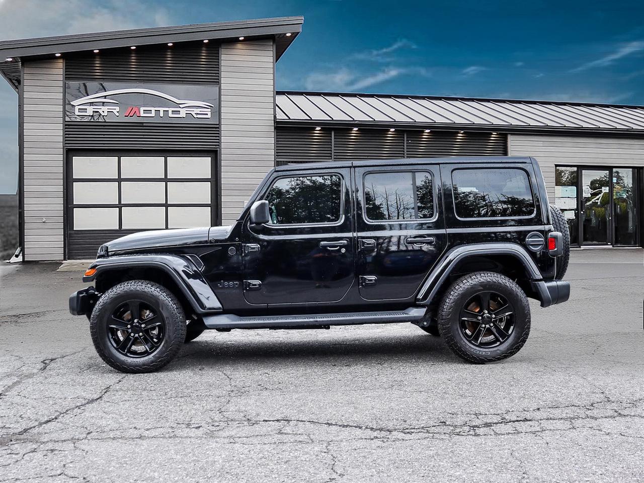 2021 Jeep WRANGLER UNLIMITED Sahara Altitude Photo