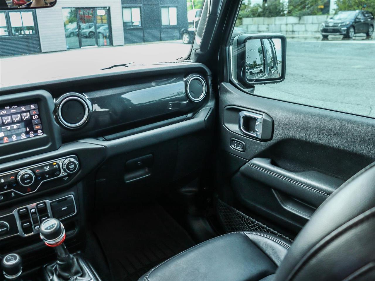 2021 Jeep WRANGLER UNLIMITED Sahara Altitude Photo