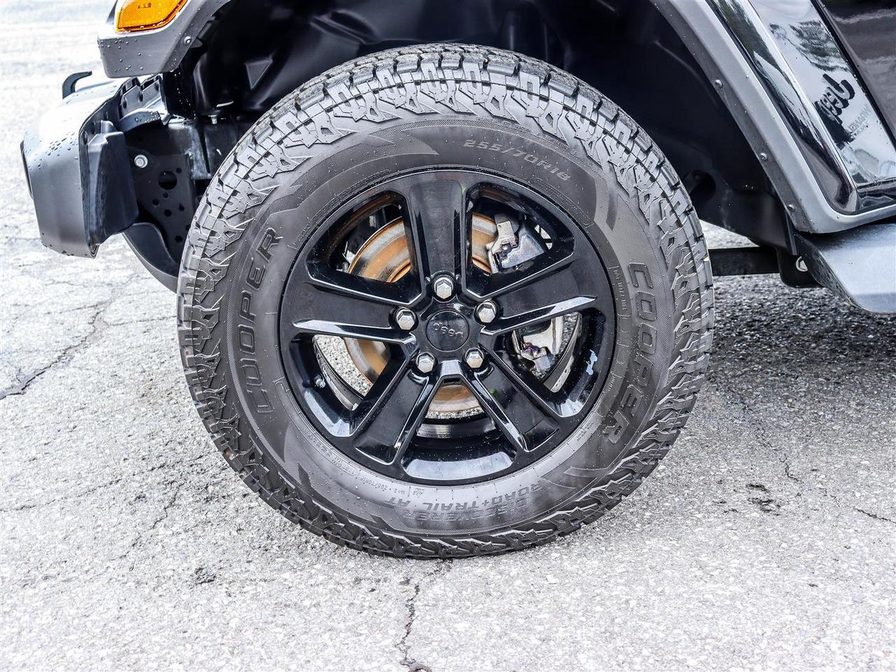 2021 Jeep WRANGLER UNLIMITED Sahara Altitude Photo