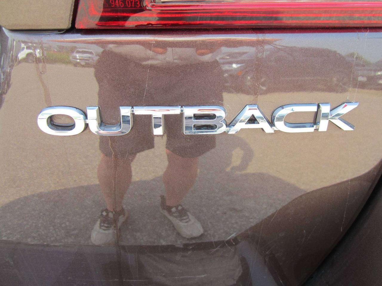 2019 Subaru Outback Premier ONE OWNER NO ACCIDENTS Photo