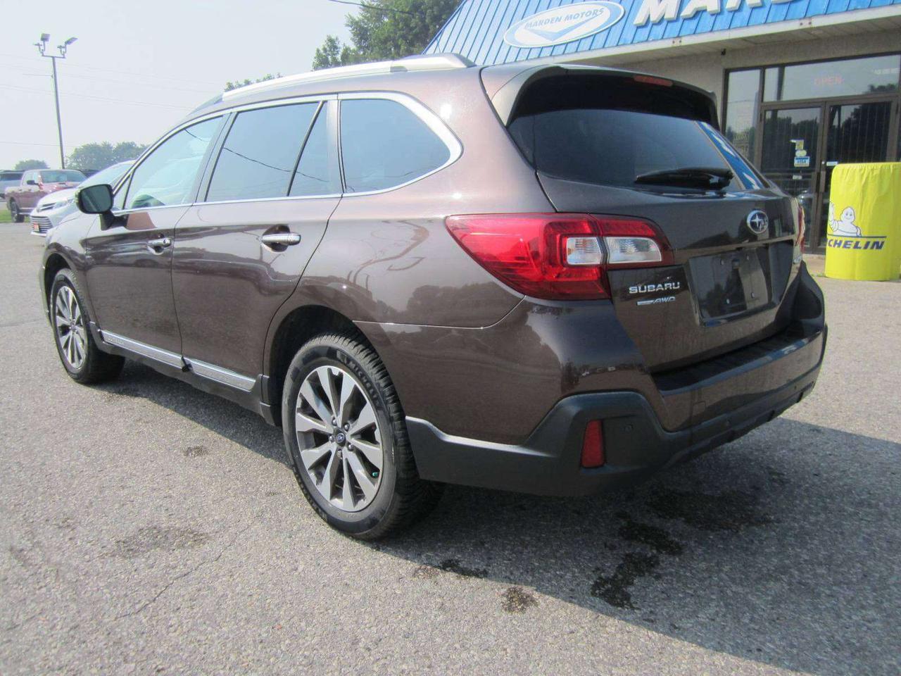 2019 Subaru Outback Premier ONE OWNER NO ACCIDENTS Photo