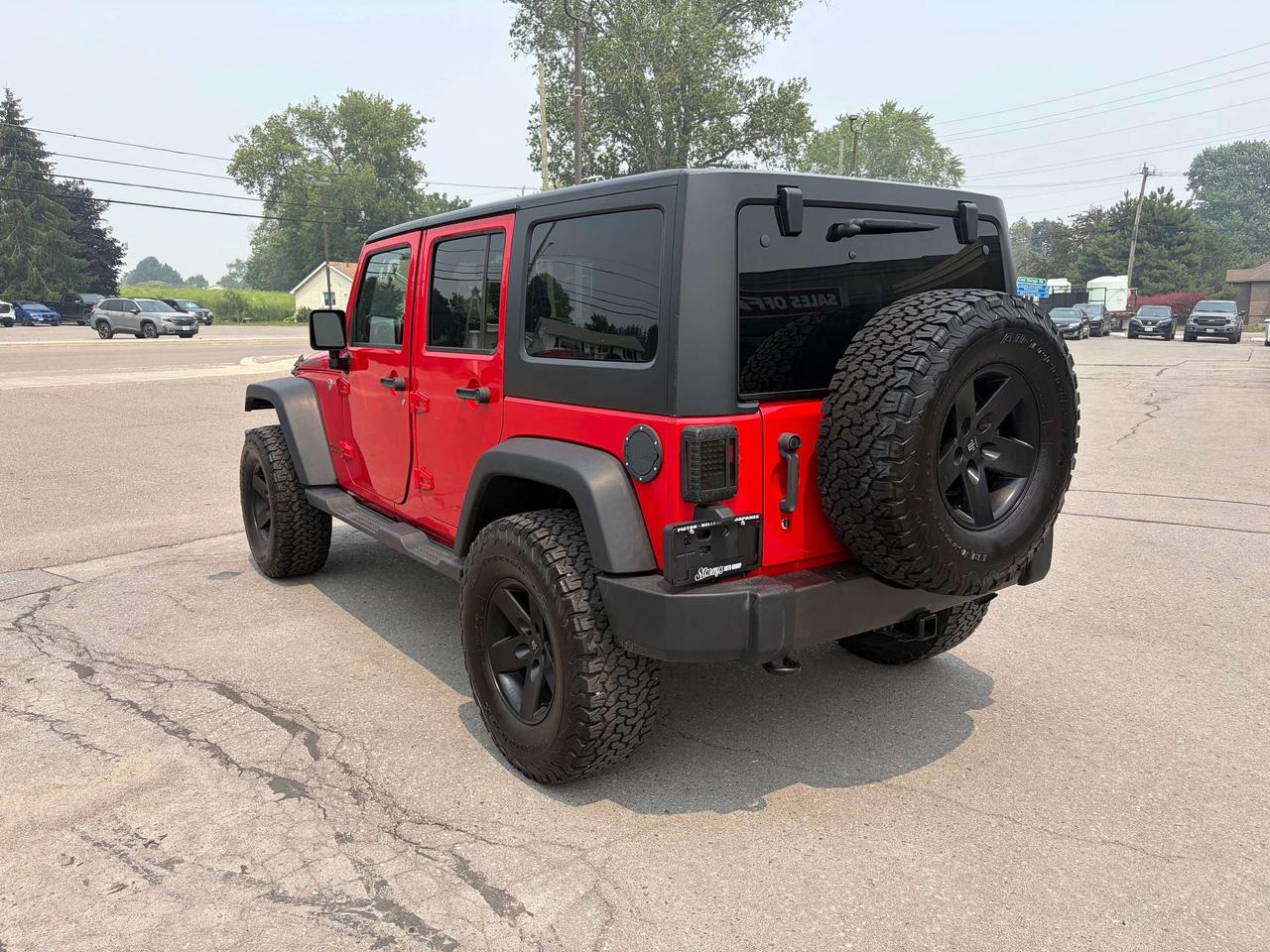2017 Jeep Wrangler WRANGLER BIG BEAR/4X4/CALL PICTON 613-476-2188 Photo