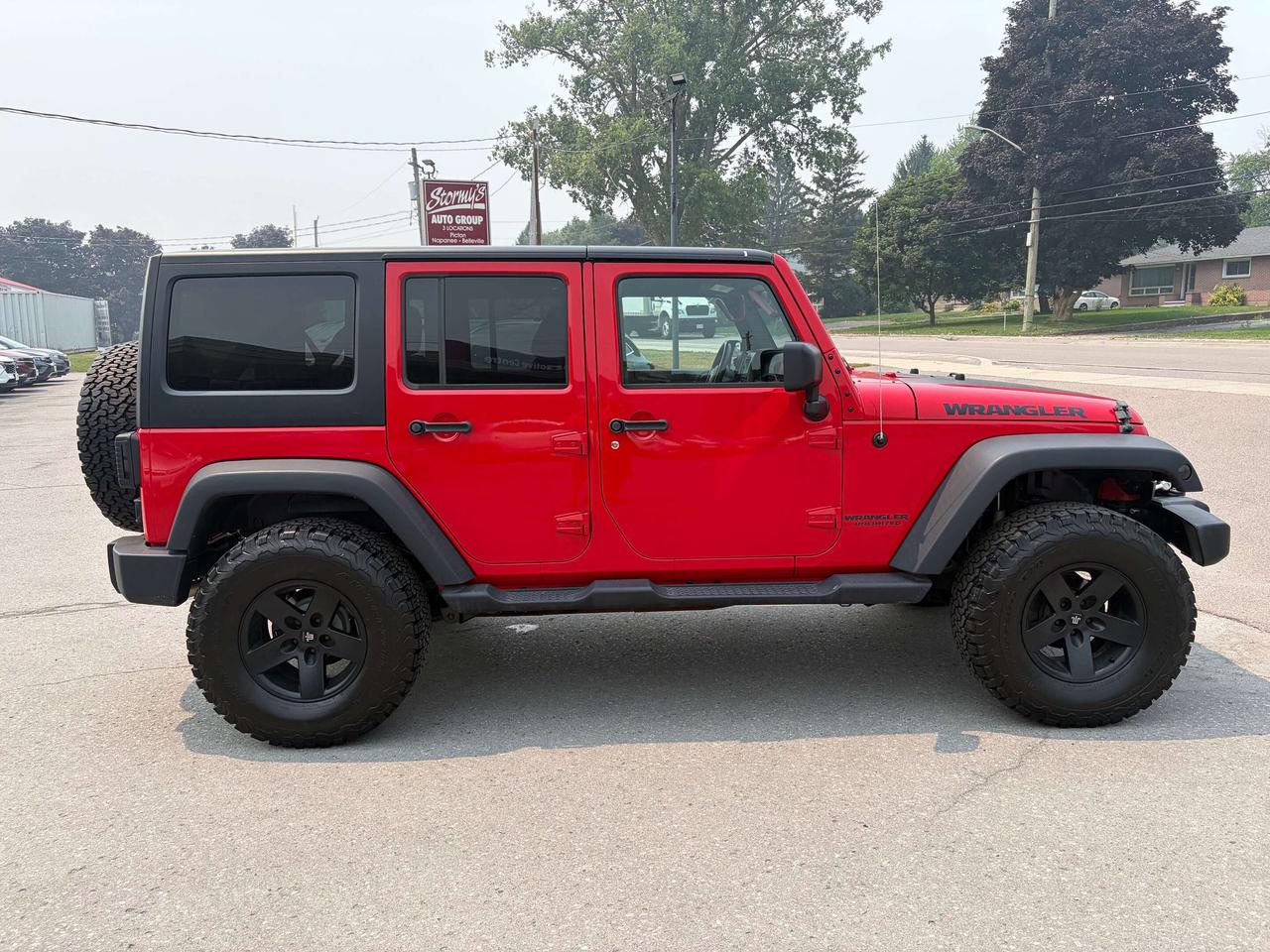 2017 Jeep Wrangler WRANGLER BIG BEAR/4X4/CALL PICTON 613-476-2188 Photo