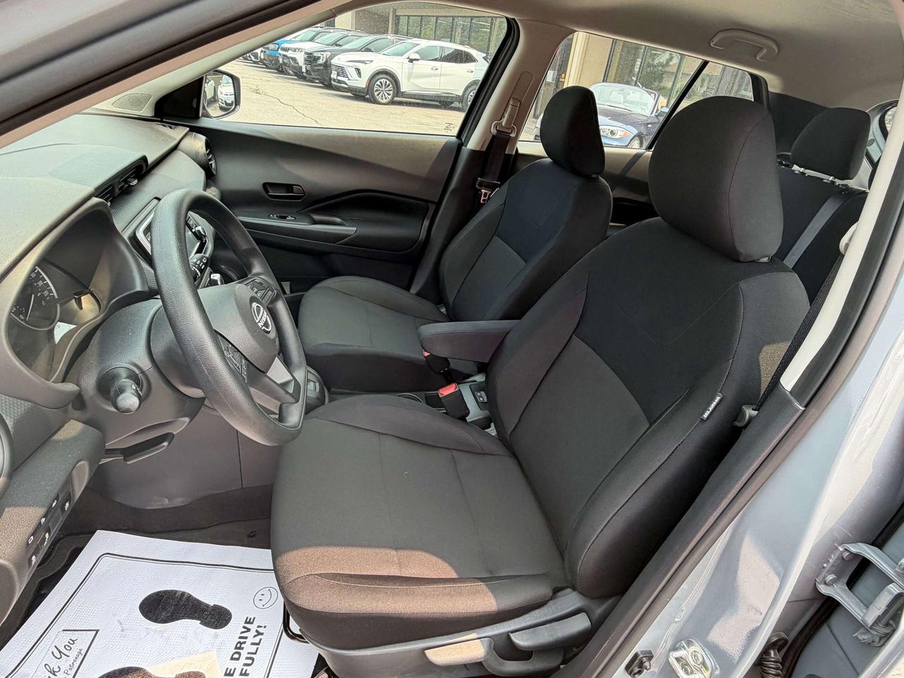 2025 Nissan Kicks S/ONLY 3,500K KMS/BACK UP CAM/CALL PICTON Photo