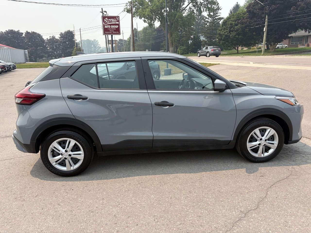 2025 Nissan Kicks S/ONLY 3,500K KMS/BACK UP CAM/CALL PICTON Photo
