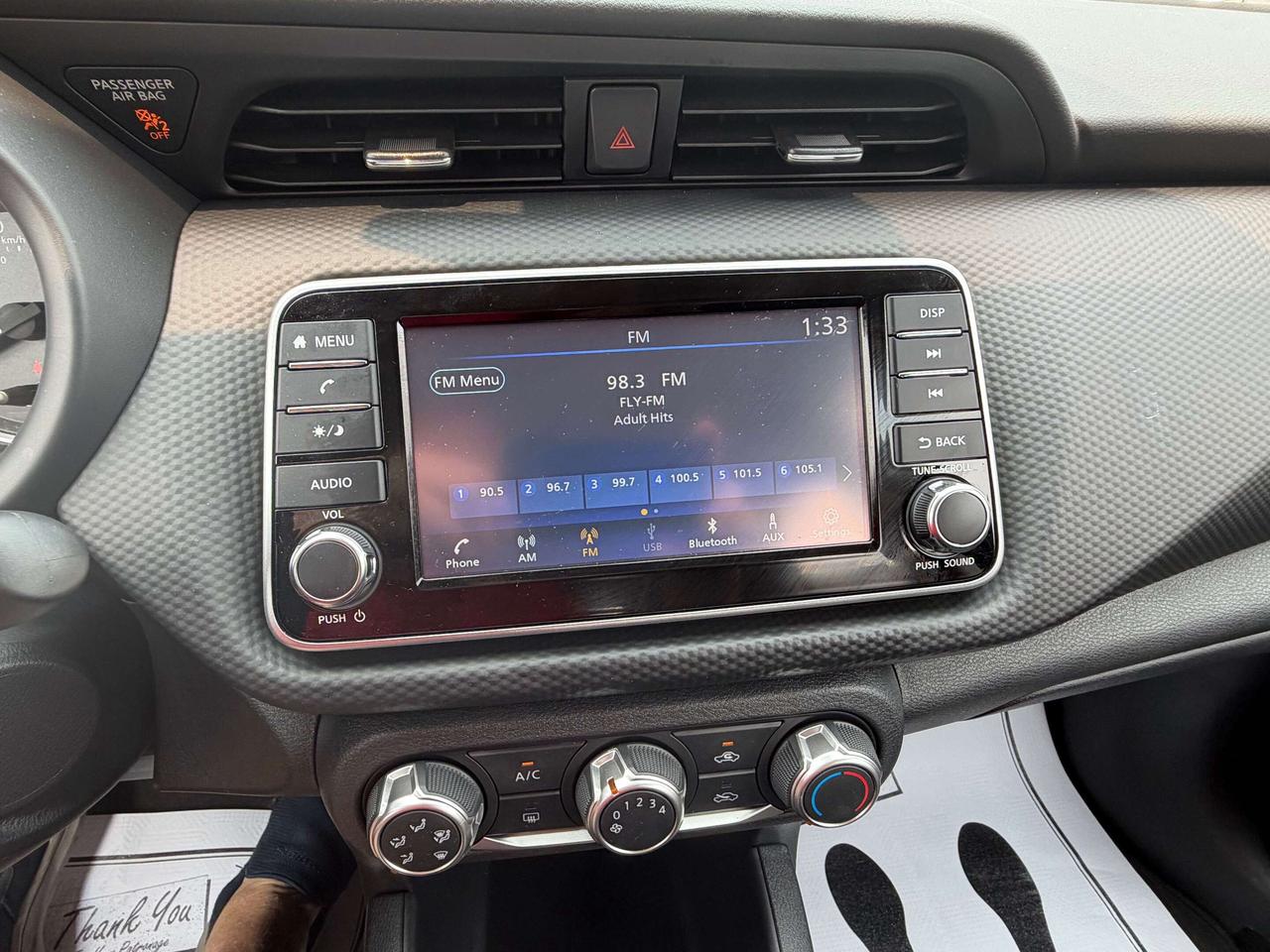 2025 Nissan Kicks S/ONLY 3,500K KMS/BACK UP CAM/CALL PICTON Photo