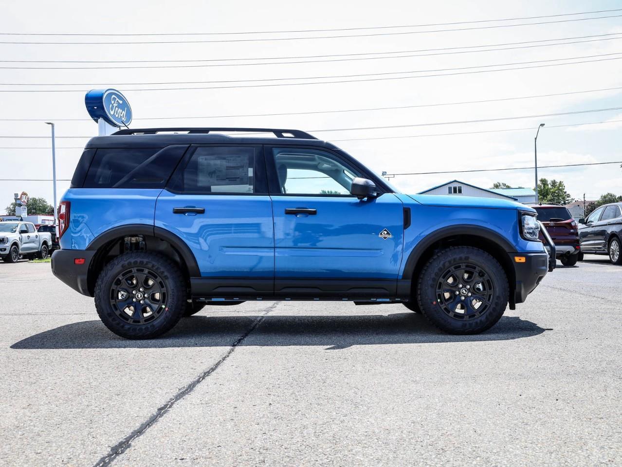 2026 Ford Bronco Sport Outer Banks 4dr 4x4 Photo2