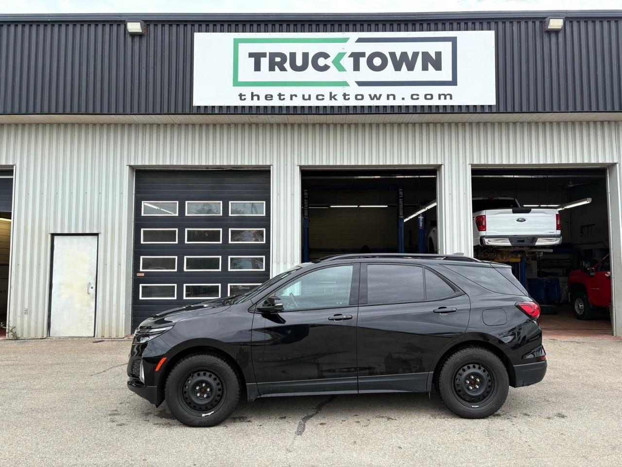 2024 Chevrolet Equinox RS 4dr All-Wheel Drive Photo