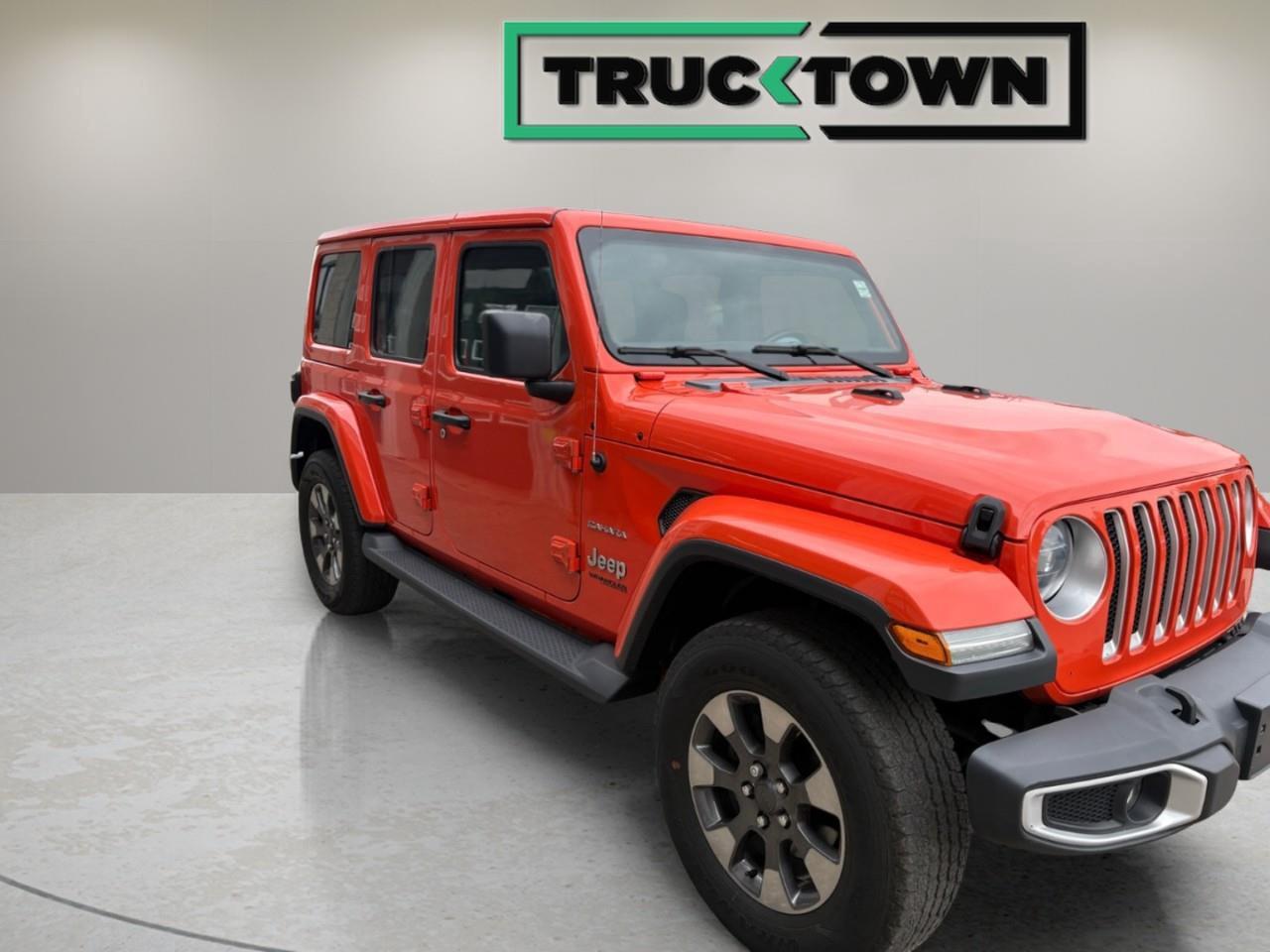 2020 Jeep WRANGLER UNLIMITED Sahara 4dr 4x4 Photo