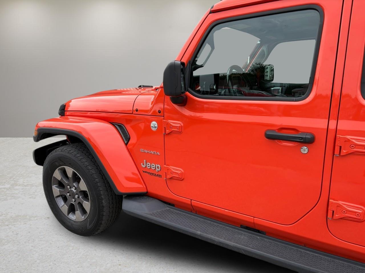 2020 Jeep WRANGLER UNLIMITED Sahara 4dr 4x4 Photo