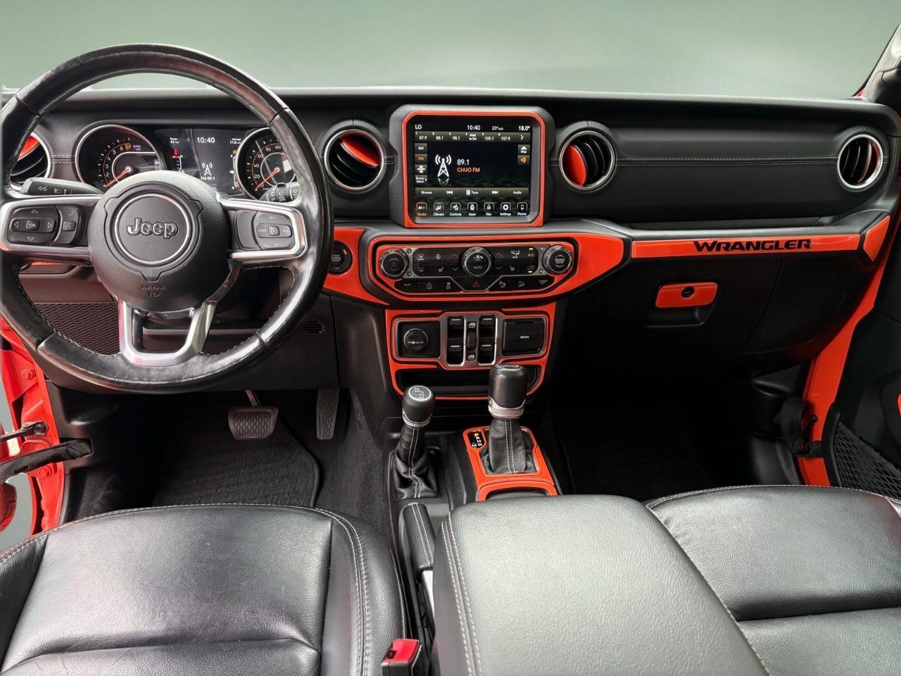 2020 Jeep WRANGLER UNLIMITED Sahara 4dr 4x4 Photo
