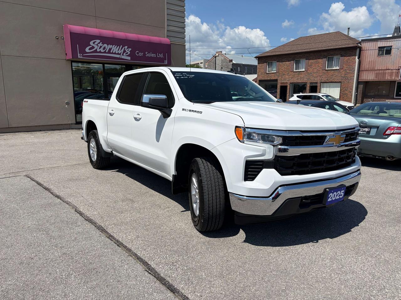 2025 Chevrolet Silverado 1500 LT **CALL BELLEVILLE@613-961-8848 FOR INFO** Photo