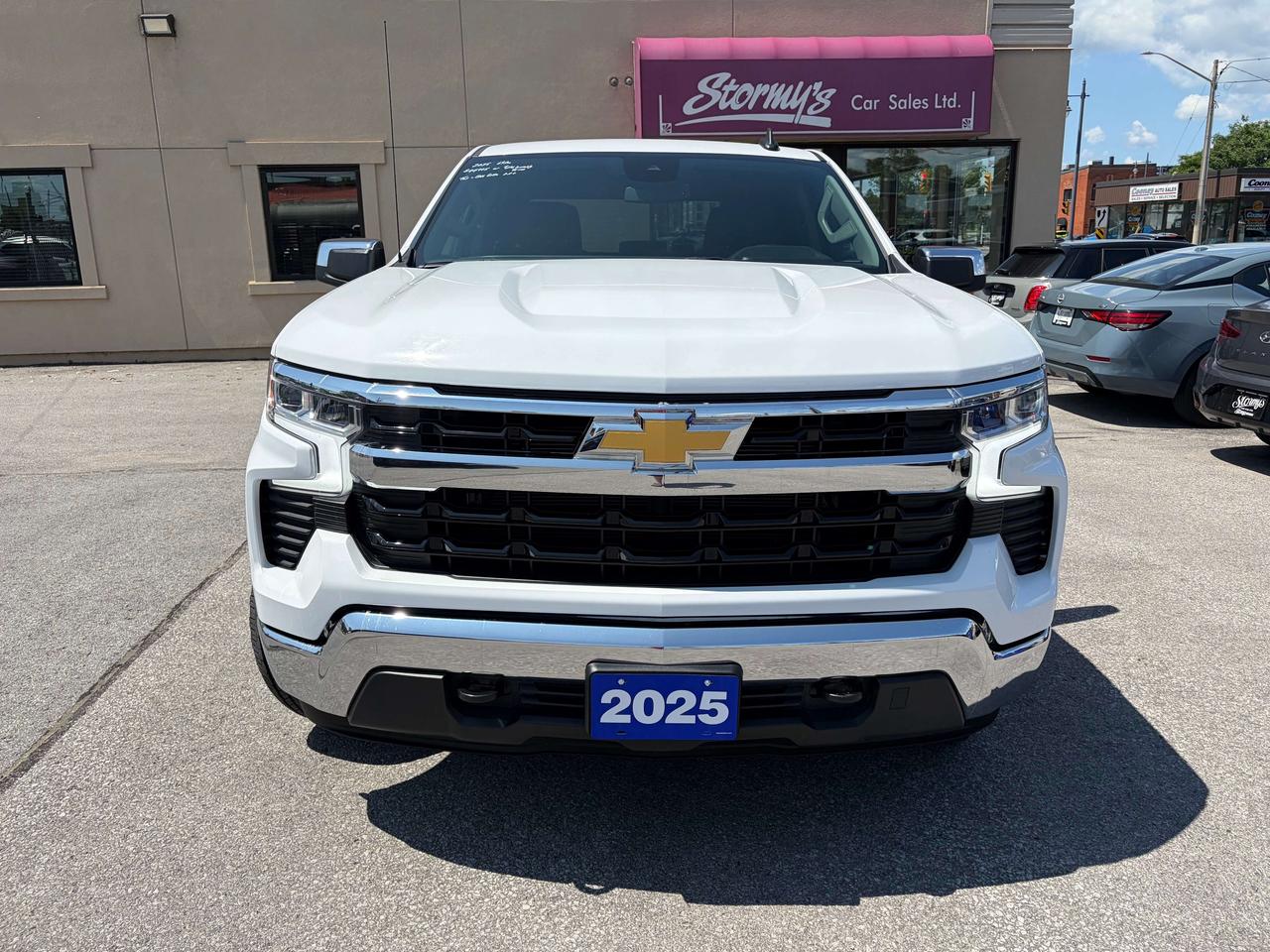 2025 Chevrolet Silverado 1500 LT **CALL BELLEVILLE@613-961-8848 FOR INFO** Photo