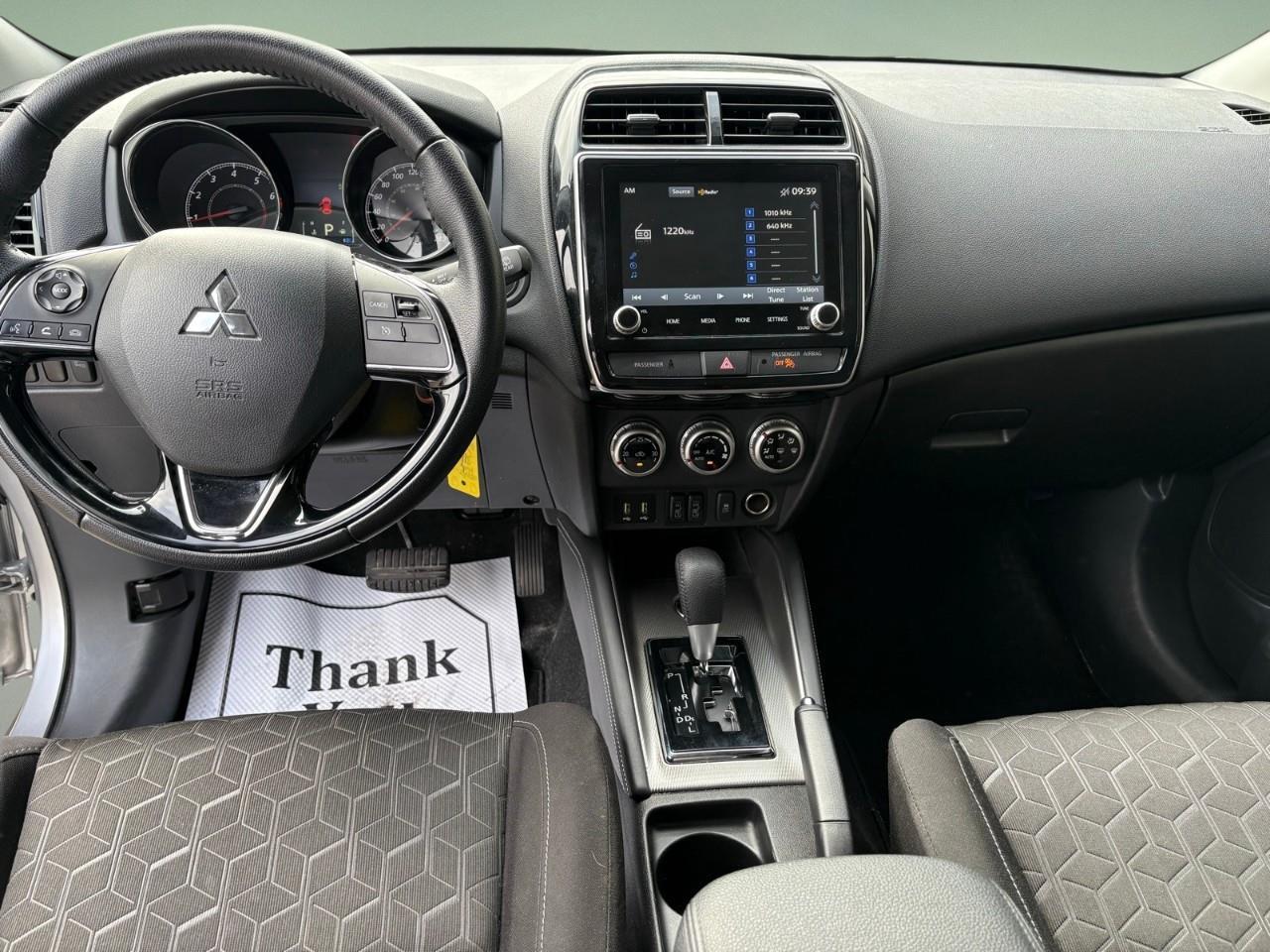 2024 Mitsubishi RVR SE 4dr AWC Photo