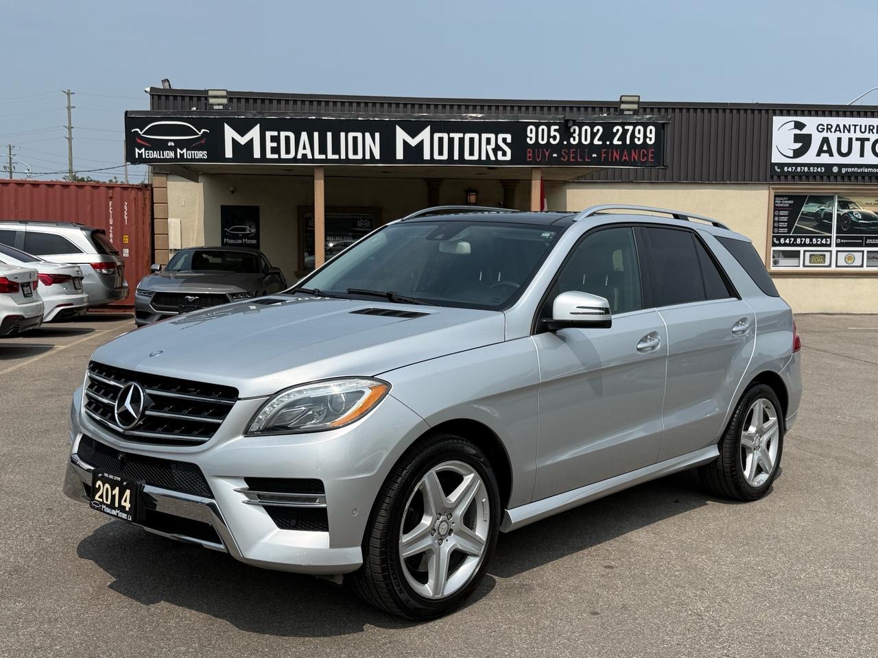 2014 Mercedes-Benz M-Class 4MATIC ML 350  AMG PKG ACCIDENT FREE GAS V6 CERTIF Photo