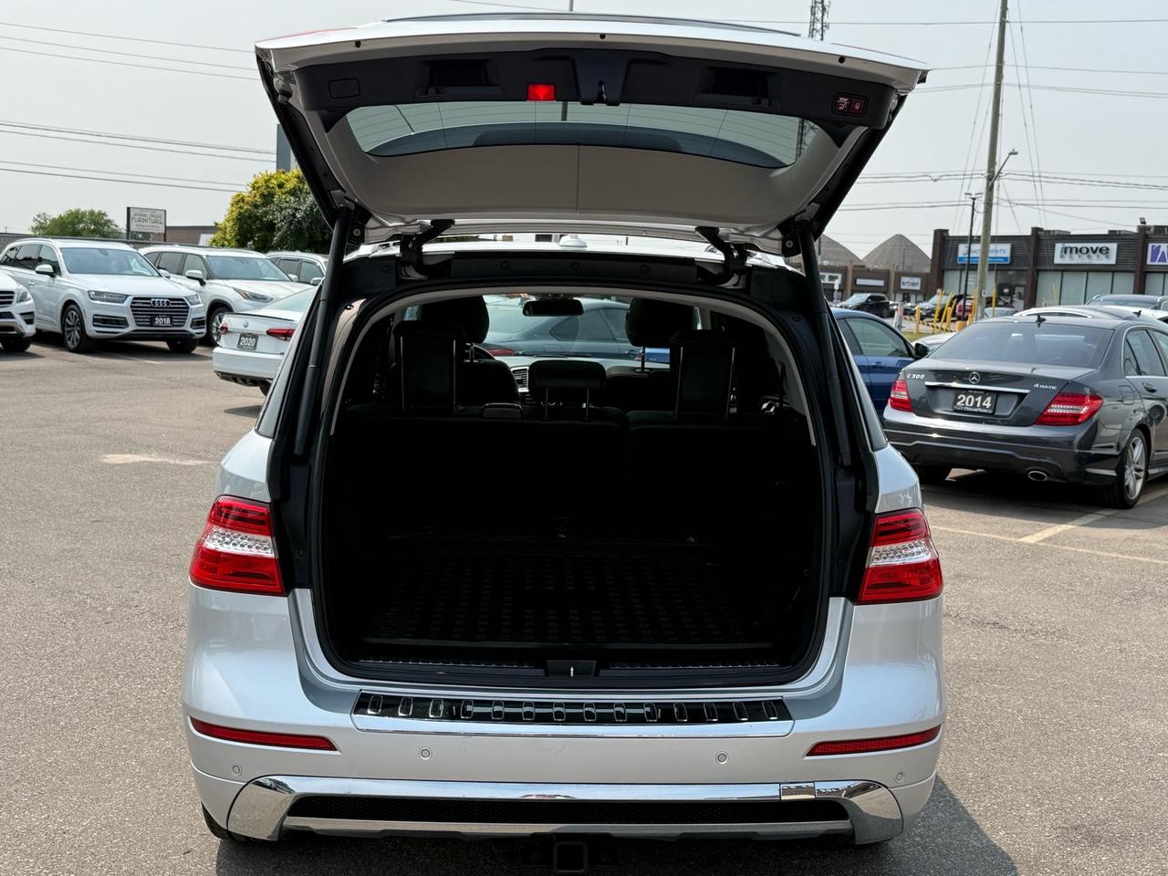 2014 Mercedes-Benz M-Class 4MATIC ML 350  AMG PKG ACCIDENT FREE GAS V6 CERTIF Photo