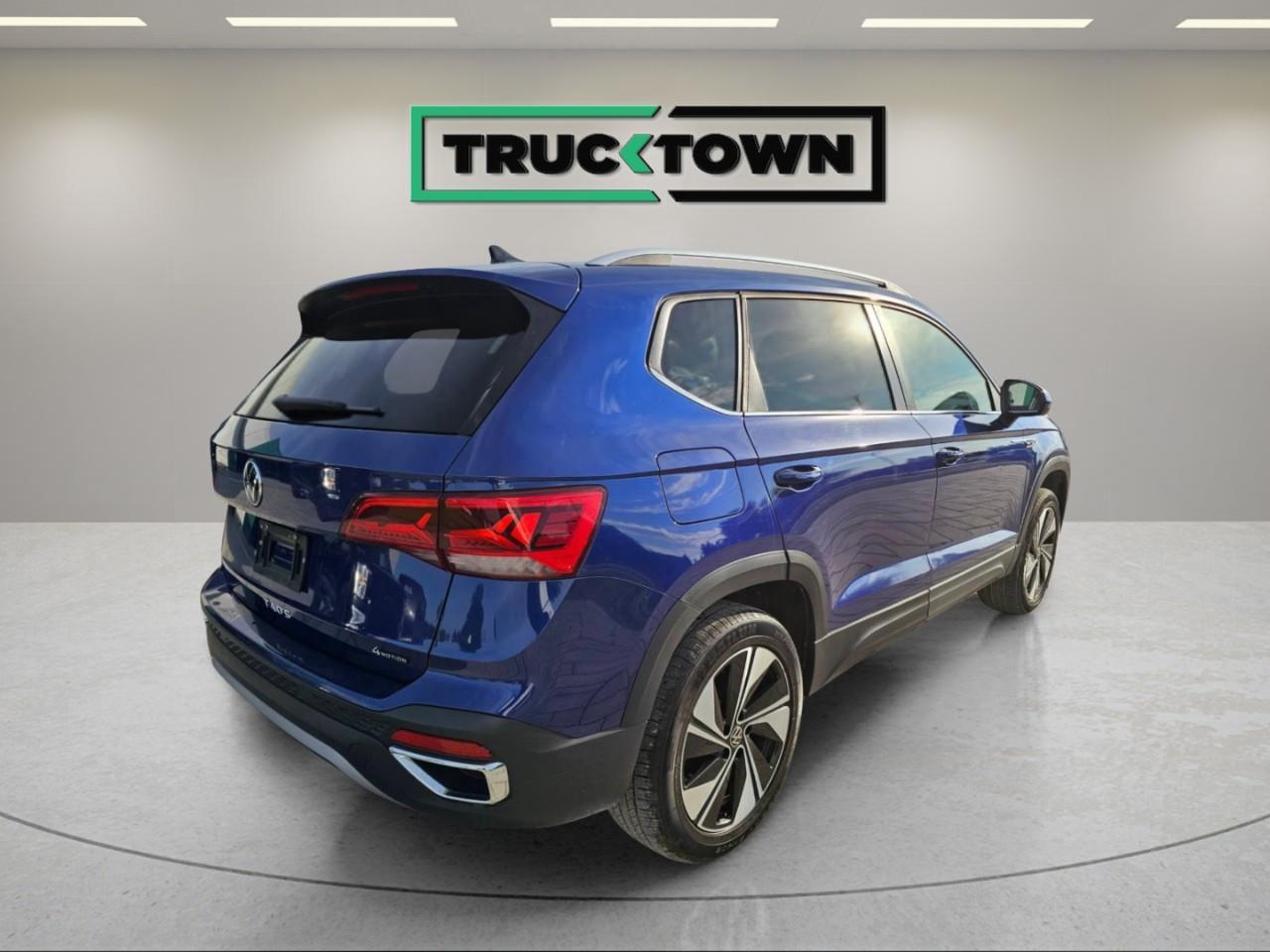 2024 Volkswagen Taos Comfortline 4dr All-Wheel Drive 4MOTION Photo4