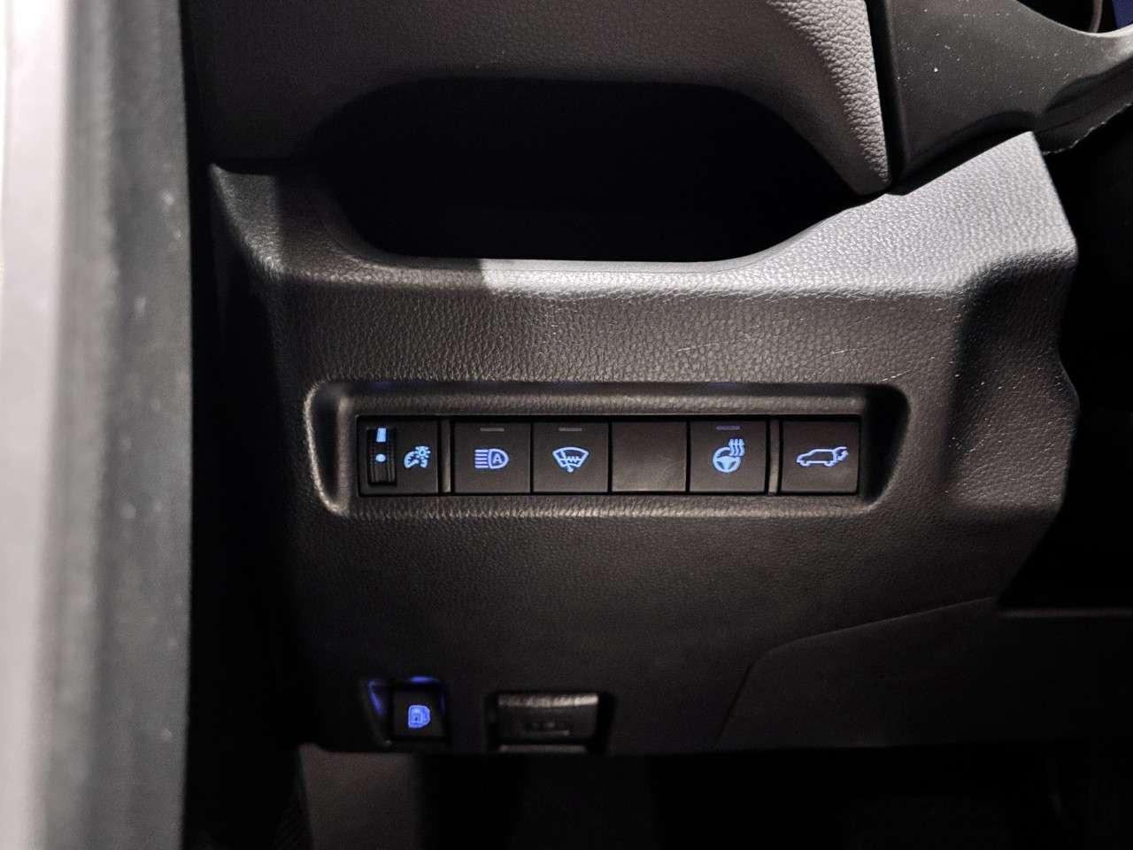 2019 Toyota RAV4 AWD Hybrid XLE Photo