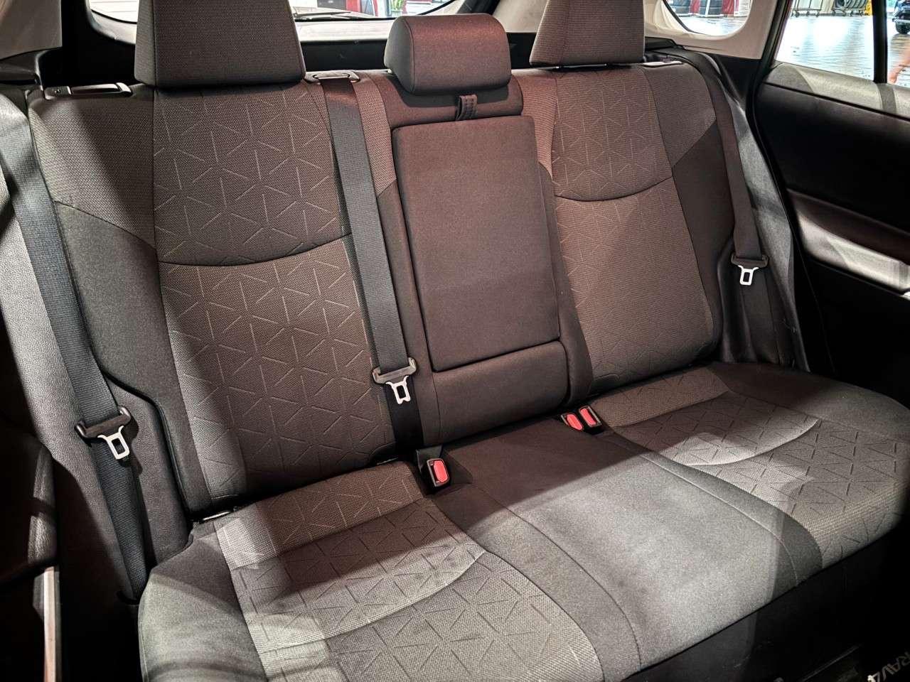 2019 Toyota RAV4 AWD Hybrid XLE Photo