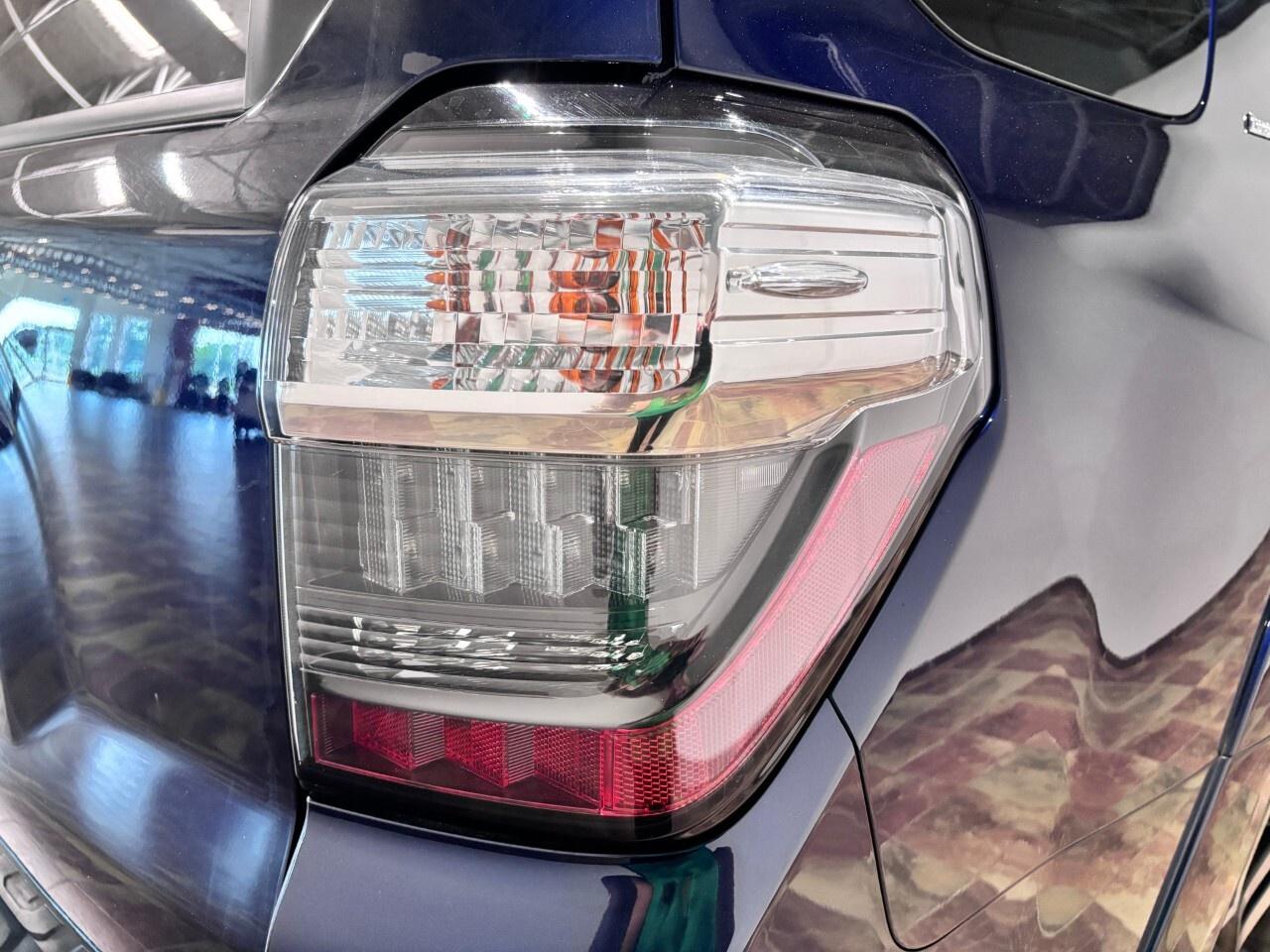 2018 Toyota 4Runner 4WD Photo