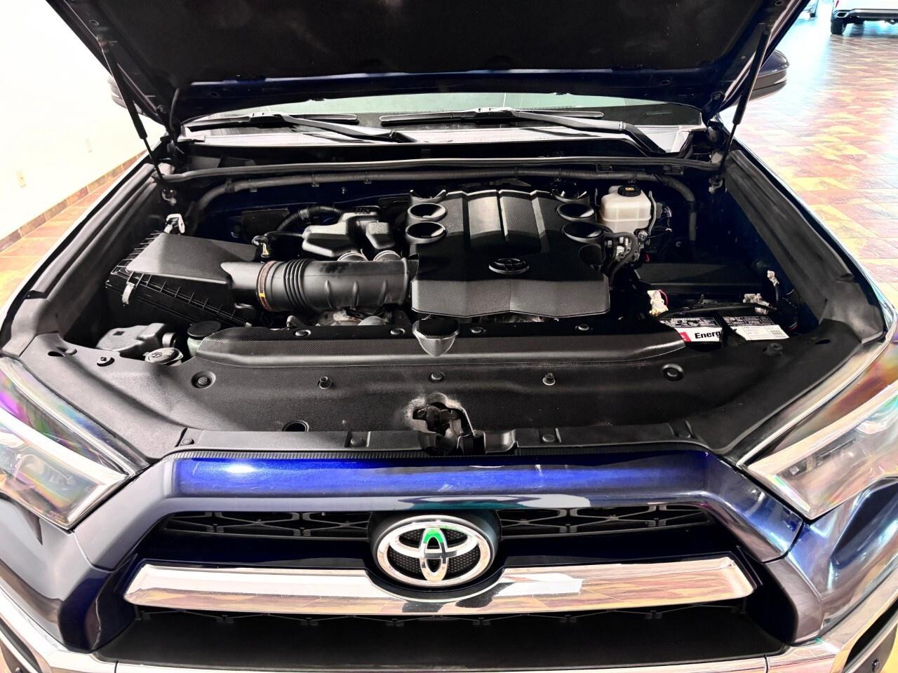 2018 Toyota 4Runner 4WD Photo