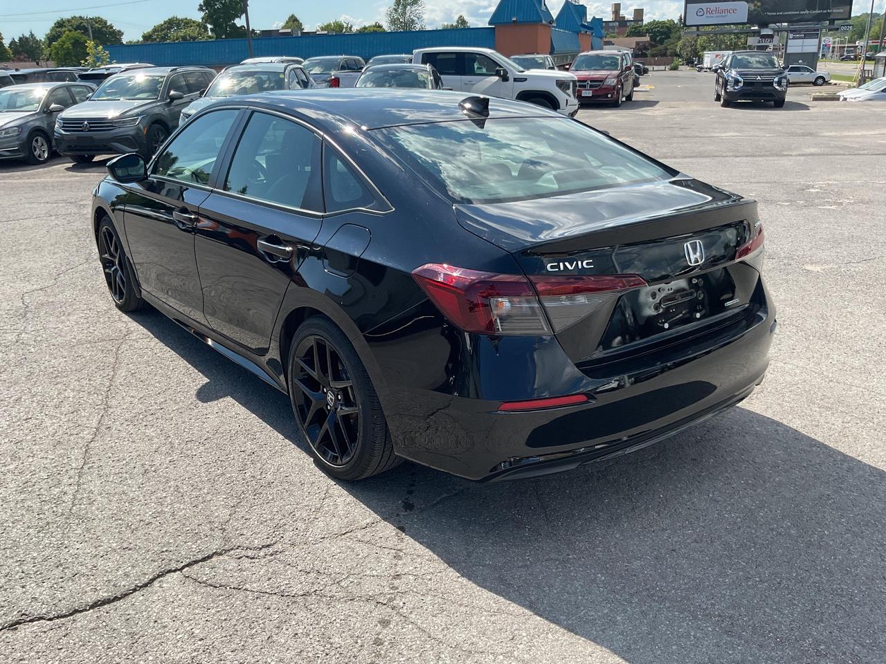 2025 Honda Civic Hybrid  Photo