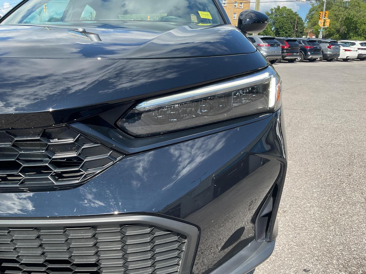 2025 Honda Civic Hybrid  Photo