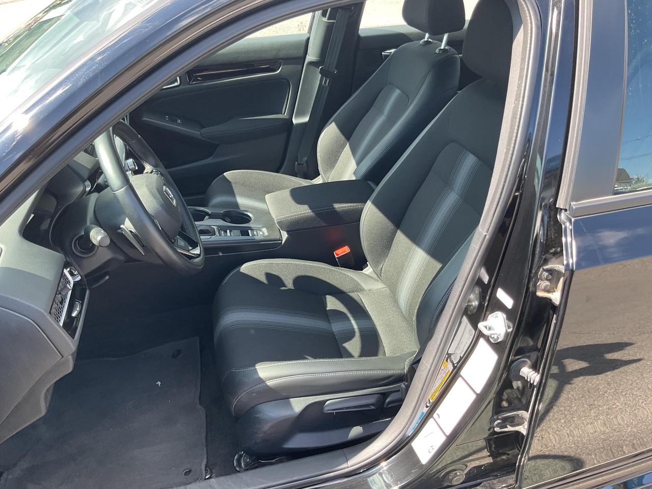 2025 Honda Civic Hybrid  Photo